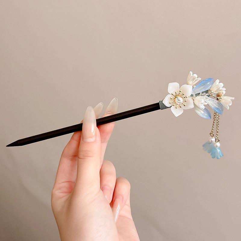 Traditional Sandalwood Hairpin for Chinese Cheongsam & Hanfu Updo