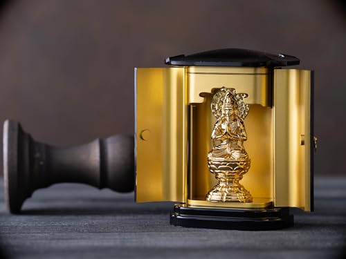 Buddhistische Statue, Seishi Bodhisattva (reines Gold plattiert), in einem PC-Gehäuse. Bildhauer: Keishu Watanabe. Originalmodell (geboren im Jahr des Pferdes). Zo