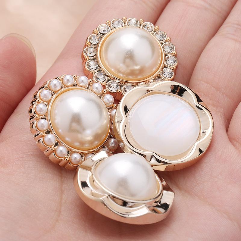 10 Pieces of Circular Plastic Buttons Women's Clothing Decoration Accessories Hand Sewn Buttons