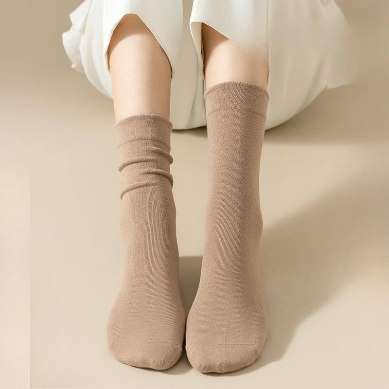 Postpartale Socken, Damen Mid-Calf Socken, Schwarz-Weiß einfarbige nahtlose Baumwollsocken, Locker und nicht eng anliegend, Vielseitige lange Wadensocken