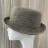 Autumn and Winter Retro Jazz Woolen Hat, European and American Street Fashion Versatile Men's and Women's British Curled Top Hat Tide