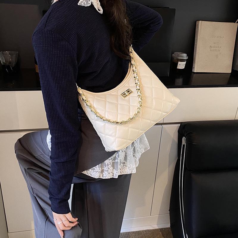 

Women s Large Black Diamond Lattice Crossbody Shoulder Bag