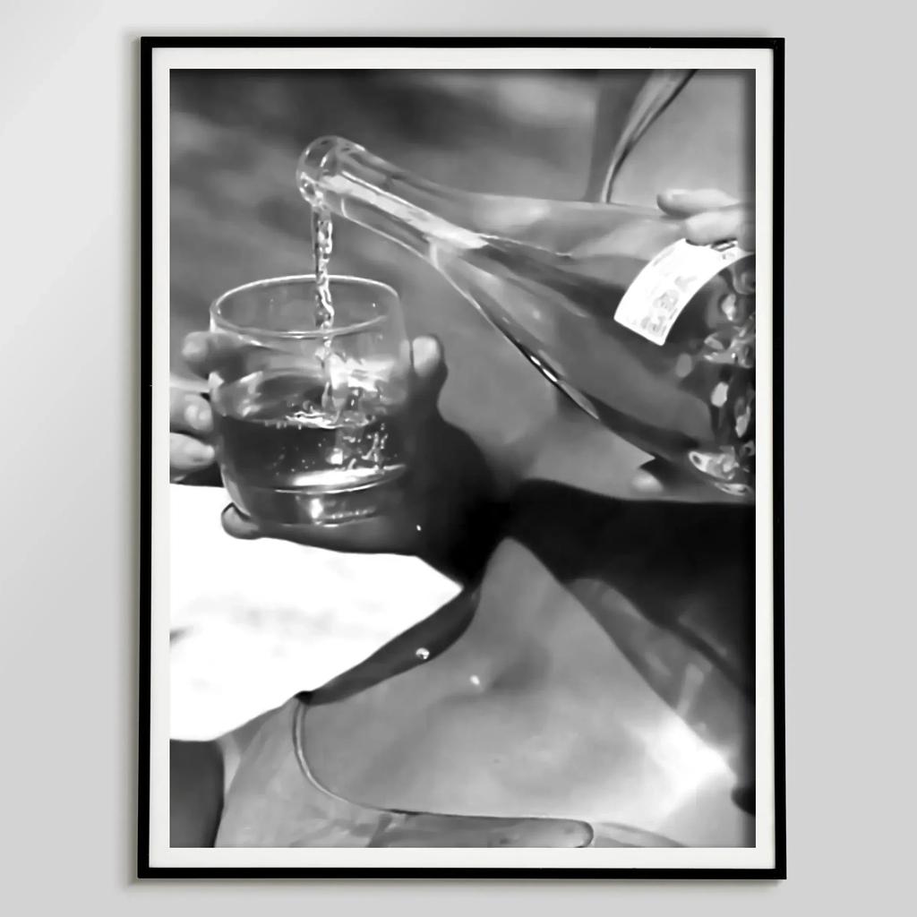 Retro Trendy Newspapers Girl Bar Magazine Cover Aesthetic Poster Print Wall Art Pictures Canvas Painting Living Room Home Decor