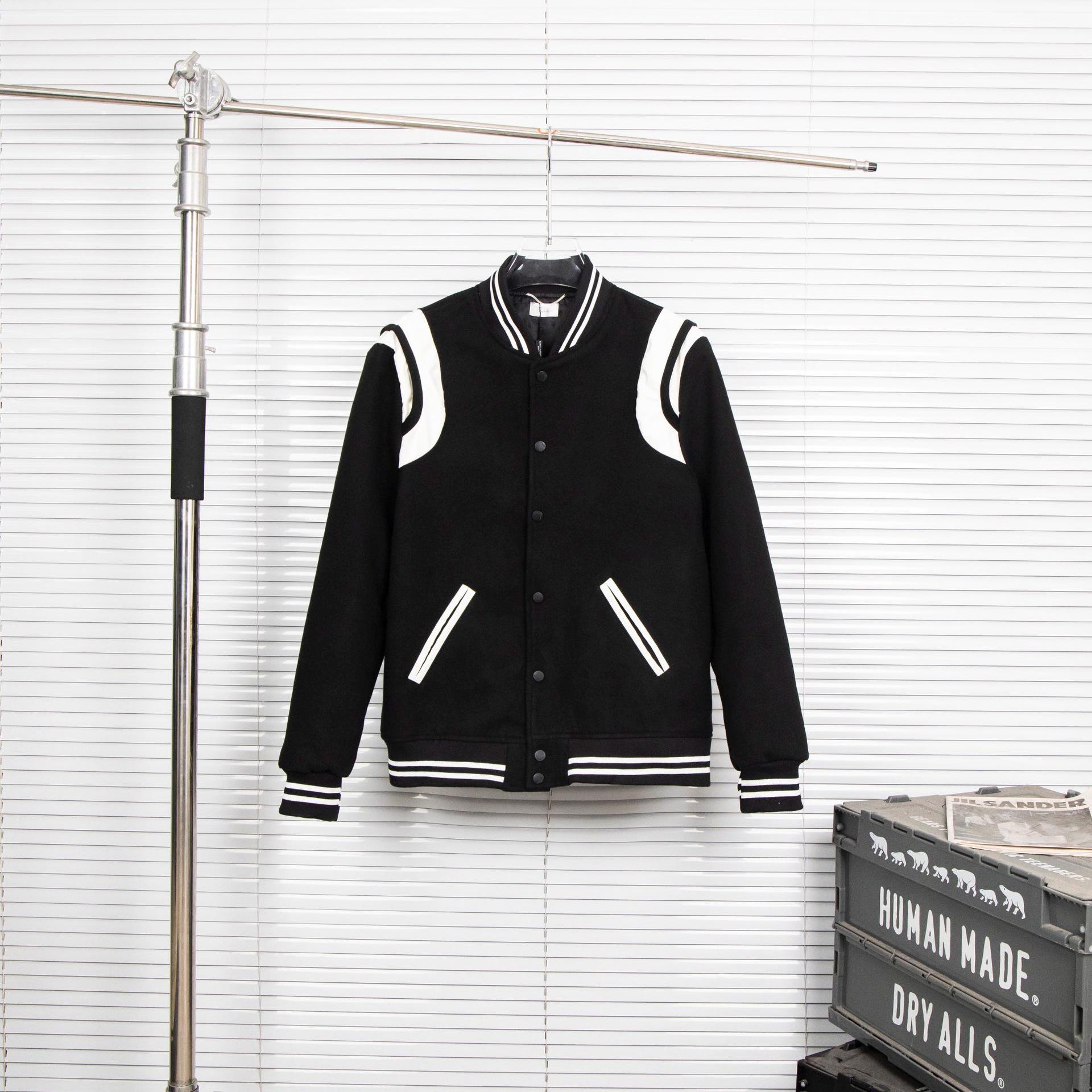 

Fall/Winter 24 Spliced Leather SLP Poplar Forest BLCG Stand-Up Collar Baseball Jacket for Men and Women M (60-70 kg) чорний