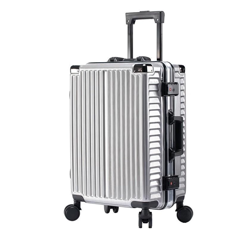 VICTORIATOURIST 730 Series Hardshell Luggage