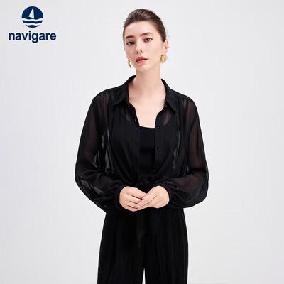 Women's Lightweight Long-Sleeve Solid Blouse
