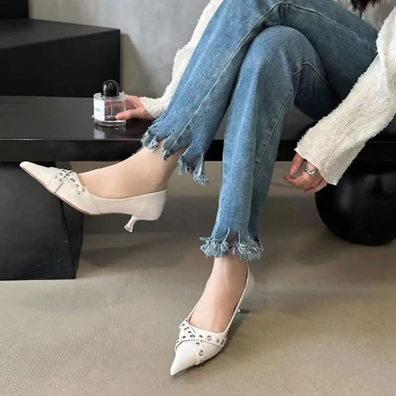 Kvinners Sexy Spisse Sko Kvinners Vår Høyhælte Sko Ny Designer Merke Elegant Kjolesko Gåpumps Dames Stiletter