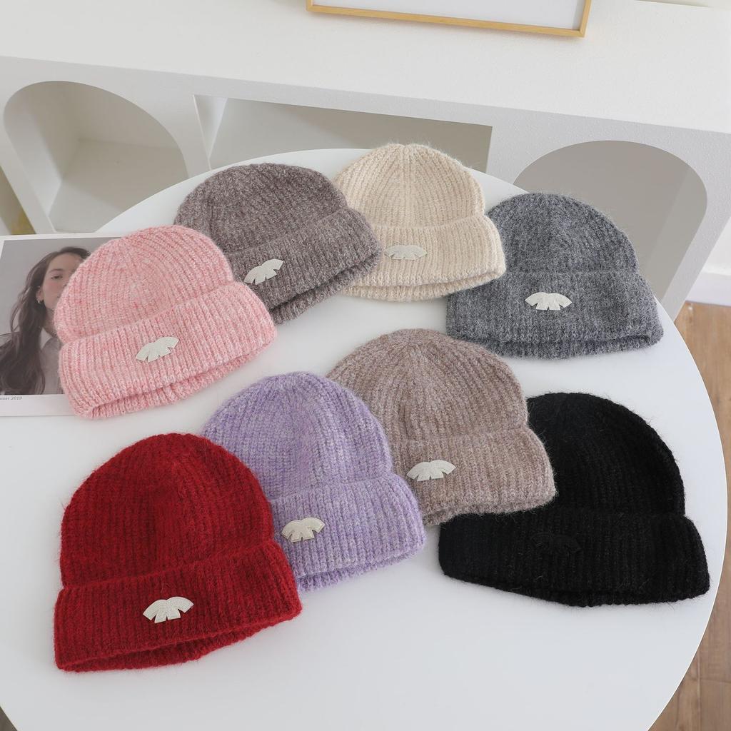 New Knitted Hats for Women in Autumn and Winter: Warm Thickened Cold Hats That Look Good on The Face and Protect The Ears
