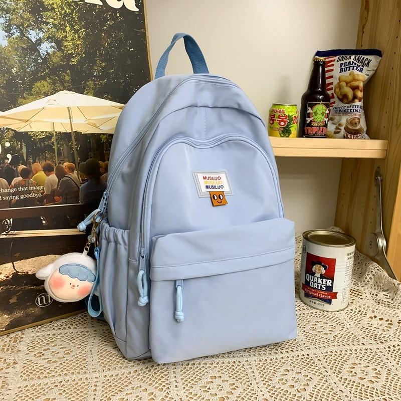 Fashionable Large Capacity Korean Style Backpack Waterproof Nylon School Bag For Men And Women