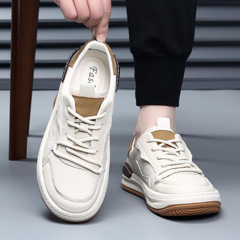 New Shoes for Men Genuine Leather Casual Shoes Fashion Breathable Flat Sport Shoes Youth Lace-up Sneakers