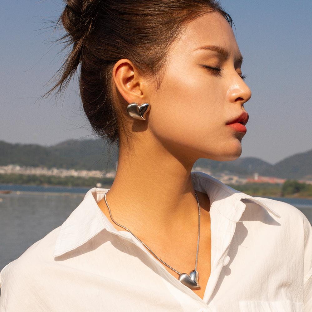 JD 18k Gold & Stainless Steel Pendant Necklace and Earring Set - Smooth & Brushed Design