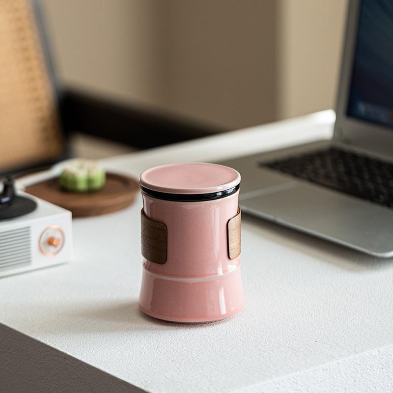 

Cherry Blossom Story Casual Cup Ceramic Tea Separation Cup Filtered with Lid Tea Cup Gift Making Water Cup Gift