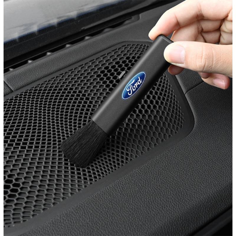 Car Interior Cleaning Tool Outlet Soft Brush Artifact Brush Goods For Ford Focus Mondeo MK1 MK2 MK4 MK3 Fiesta ST Kugo Transit Escape Fusion Explorer