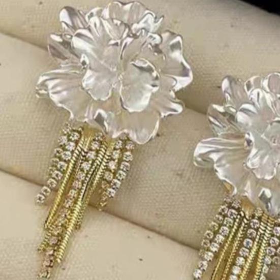 1 pár dámských náušnic střapcové květinové náušnice s kamínky vintage styl luxusní plesové puzety svatební šperky pro nevěstu na párty