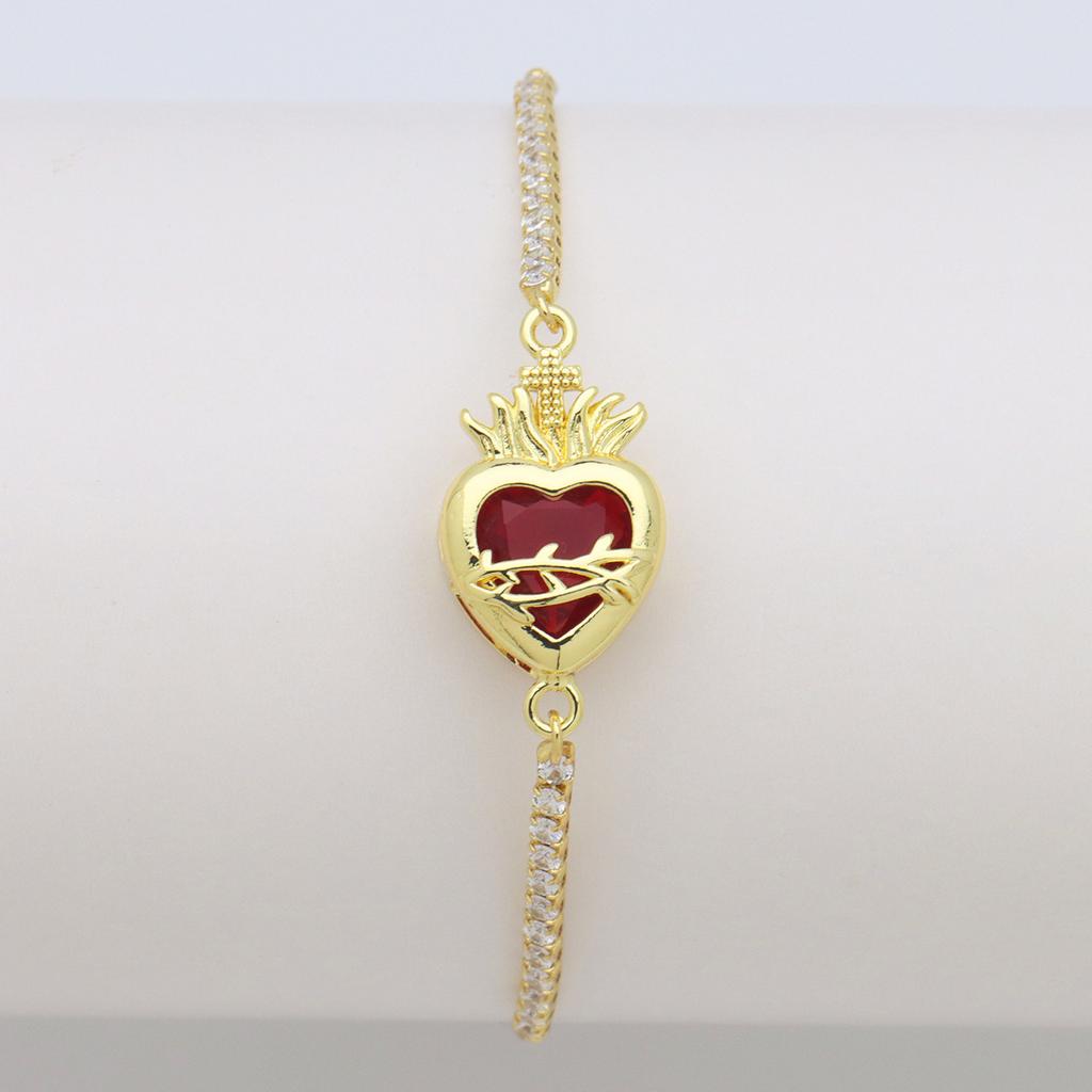 Herzförmige Liebe Kupferplattiertes Farbiges Zirkonium Pfirsichherz, Ein Schwert, das das Herz durchbohrt, kann das Zirkon-Box-Armband ziehen und verstellen.