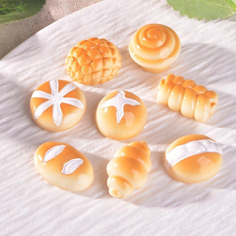 

Имитация еды для игры Хлебная серия DIY Кремовый стиль Креативные материалы для сочетания Смоляные аксессуары Микроландшафт Маленькие украшения 8pcs