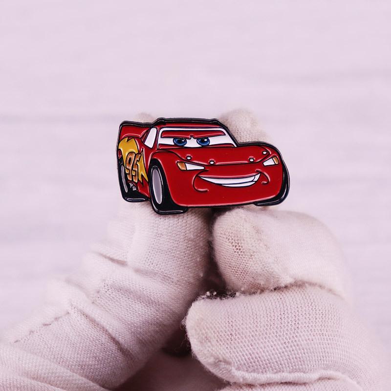 Fashionable And Cute Brooches, Cartoon Badges, Clothing Bag Brooches And Badges