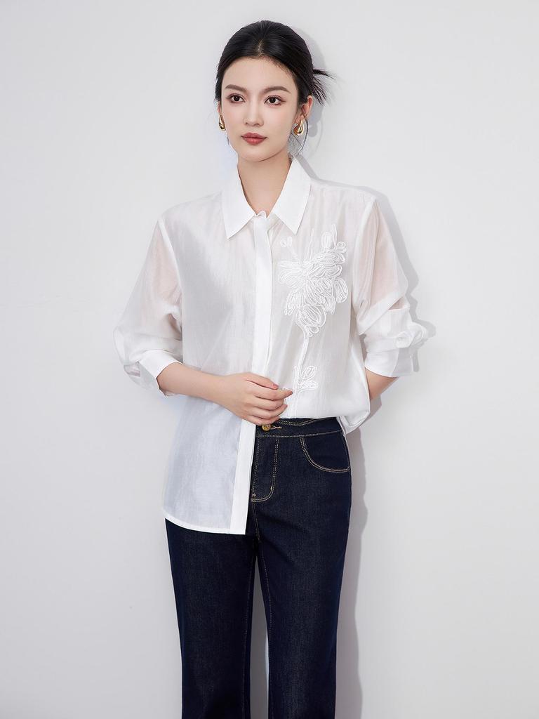 French Embroidered Long Sleeve Shirt with Turn-Down Collar for Early Autumn Women's Fashion.