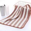 Asciugamano da bagno super morbido a righe larghe non sbiadisce altamente assorbente ultra spesso assorbe l'acqua corallo velluto addensato asciugamano da bagno viso salvietta forniture per la casa