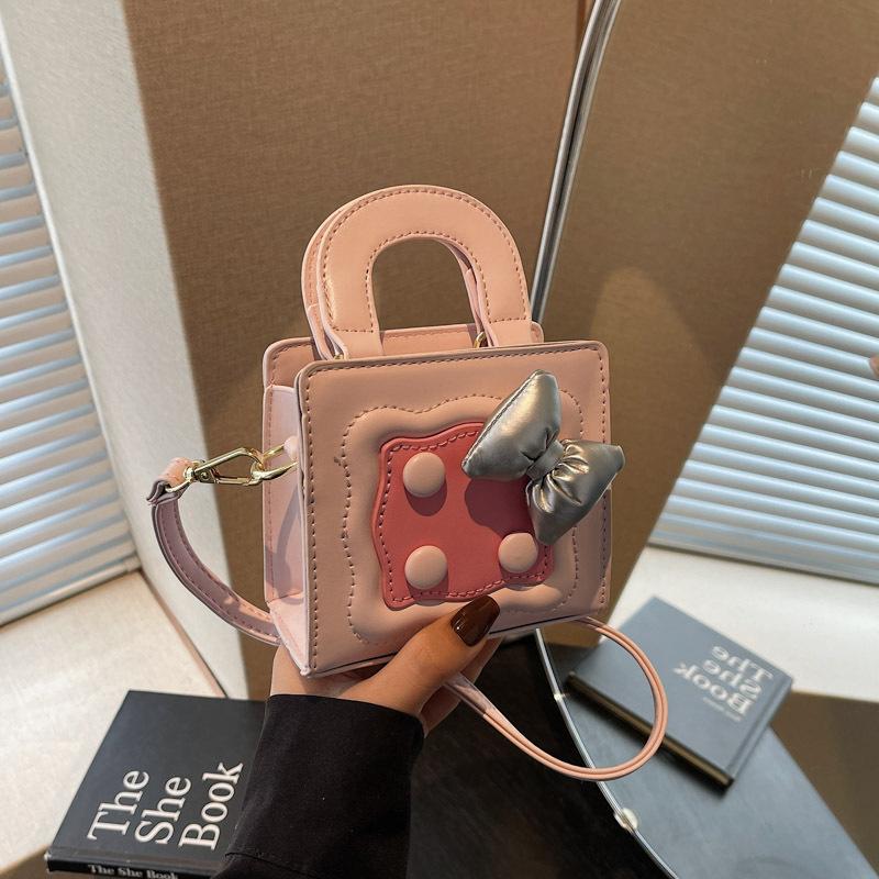 Mini Small Bag 2025 New Cute Girl Bow Handbag Foreign Style Versatile Messenger Biscuit Small Square Bag