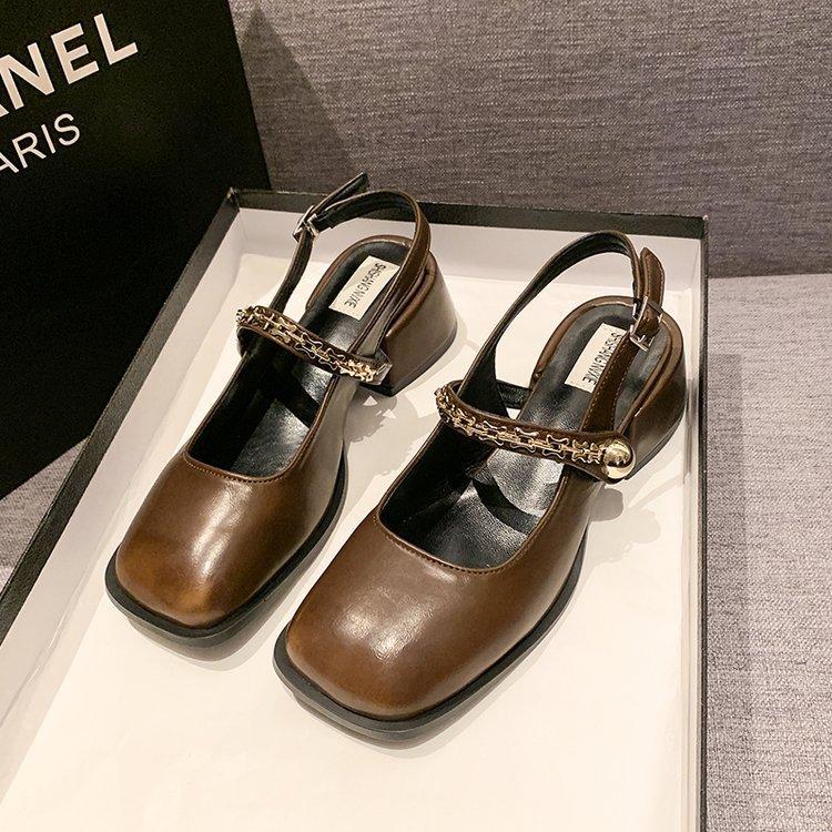 

[youshilai] Босоножки Баотоу 2025 лето новая коллекция французский темперамент универсальный толстый каблук средний каблук маленькие кожаные туфли 40