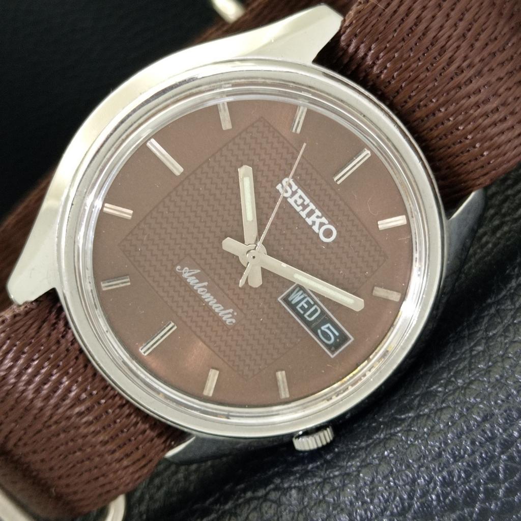 

ВИНТАЖНЫЕ АВТОМАТИЧЕСКИЕ ЧАСЫ SEIKO ЯПОНИЯ 7009A МУЖСКИЕ ЧАСЫ С КОРИЧНЕВЫМ ЦИФЕРБЛАТОМ a701391-5 R206a-a701391