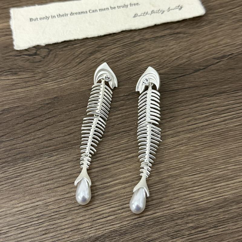 

Нишевый Дизайн Чувство Креативный Уникальный Индивидуальность Серьги в виде Рыбьего Скелета Темпераментные Серьги-Подвески с Жемчугом в виде Рыбьего Хвоста