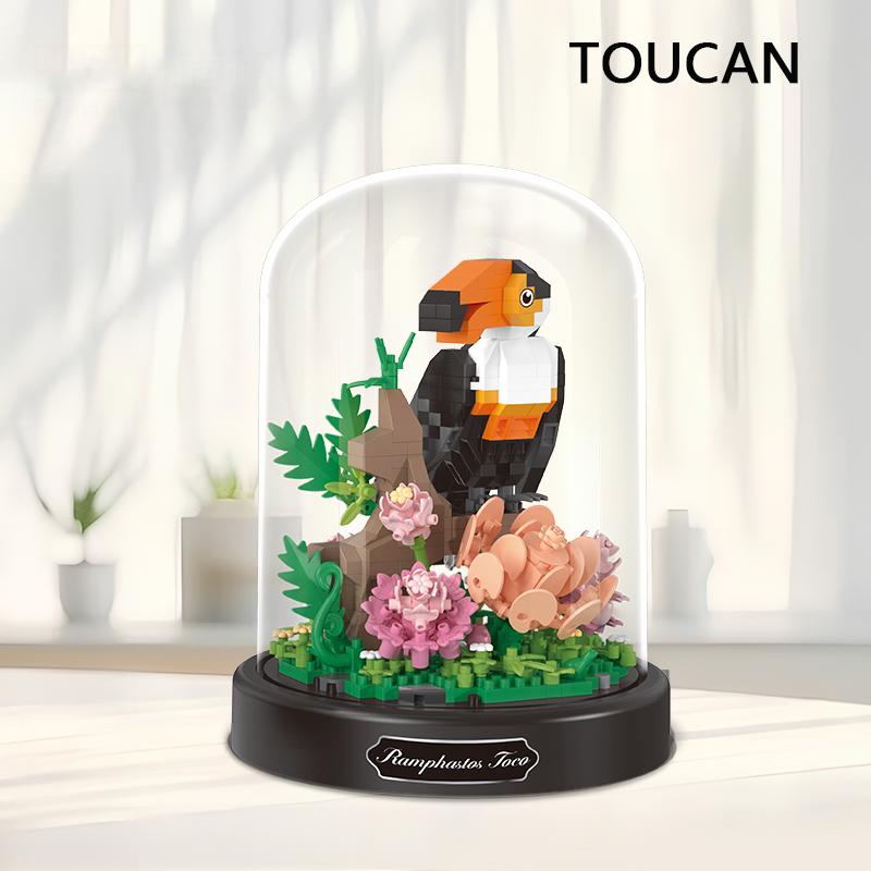 Creactive Mini particles with dust cover toy building blocks Bee butterfly Dragonfly Mantis  insect series desktop decoration