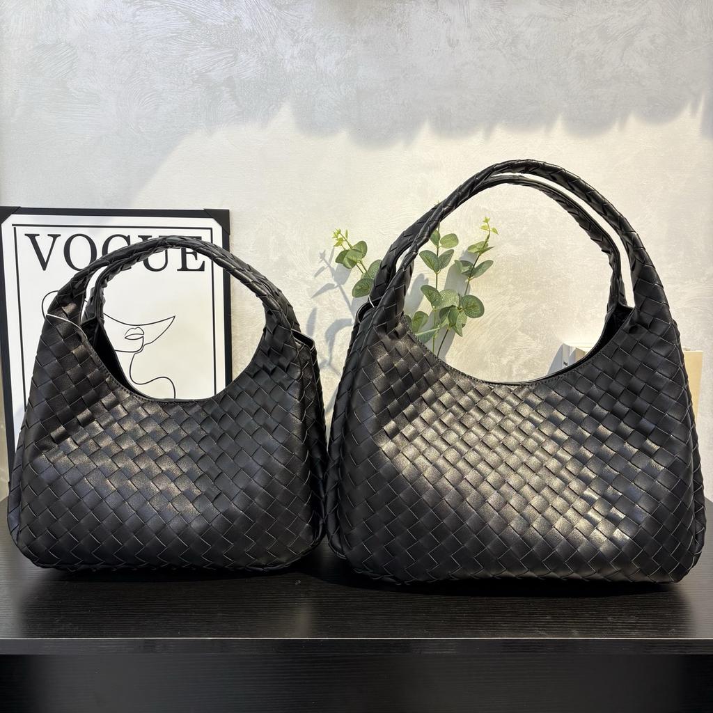 Cross-border bag women's large-capacity 2026 new trendy fashion woven portable bucket bag versatile commuter tote bag