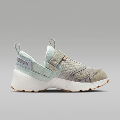 Jordan Trunner LX Corduroy White Bright Ceramic Gum (Women's)