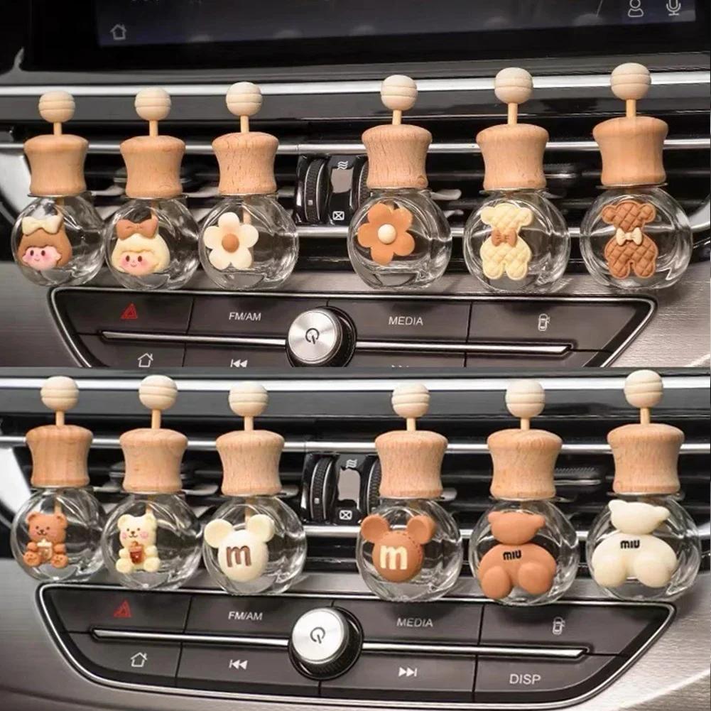 1PCS Car Perfume Bottle Hanging Glass Pendant Lasting Fragrance Auto Ornament Essential Oils Diffuser Car Interior Decoration