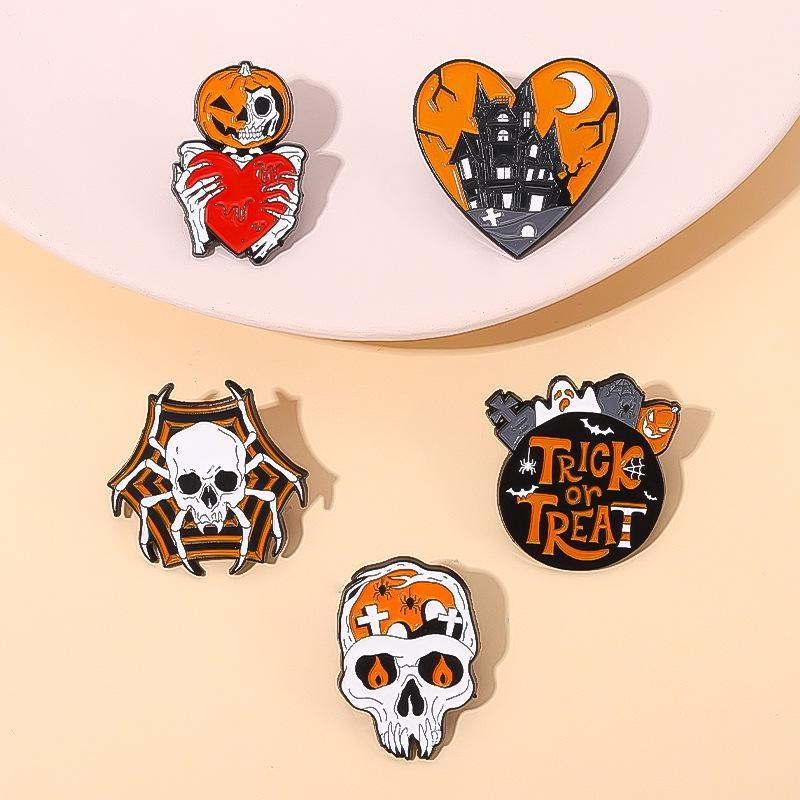 Halloween Enamel Pins Punk Ghost Skull Spider Brooch Backpack Brooch Badge Party Clothing Accessories Gift