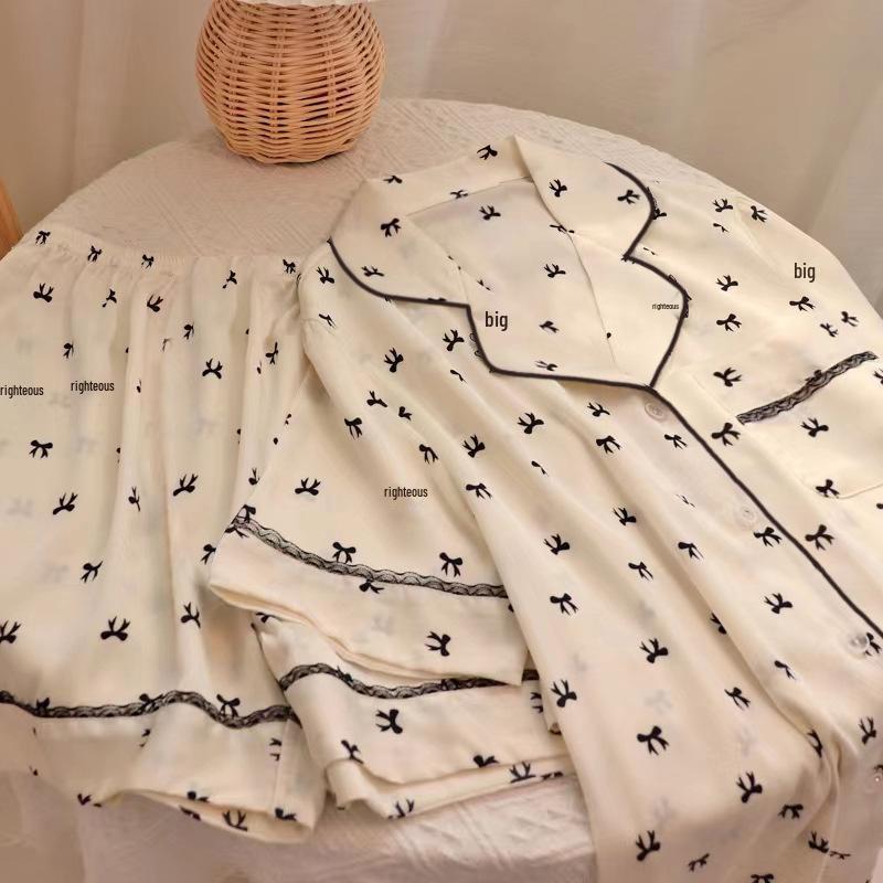 Women's Summer Short Sleeve All-Over Print Heart Ice Silk Pajama Set - Sweet & Wearable Outside