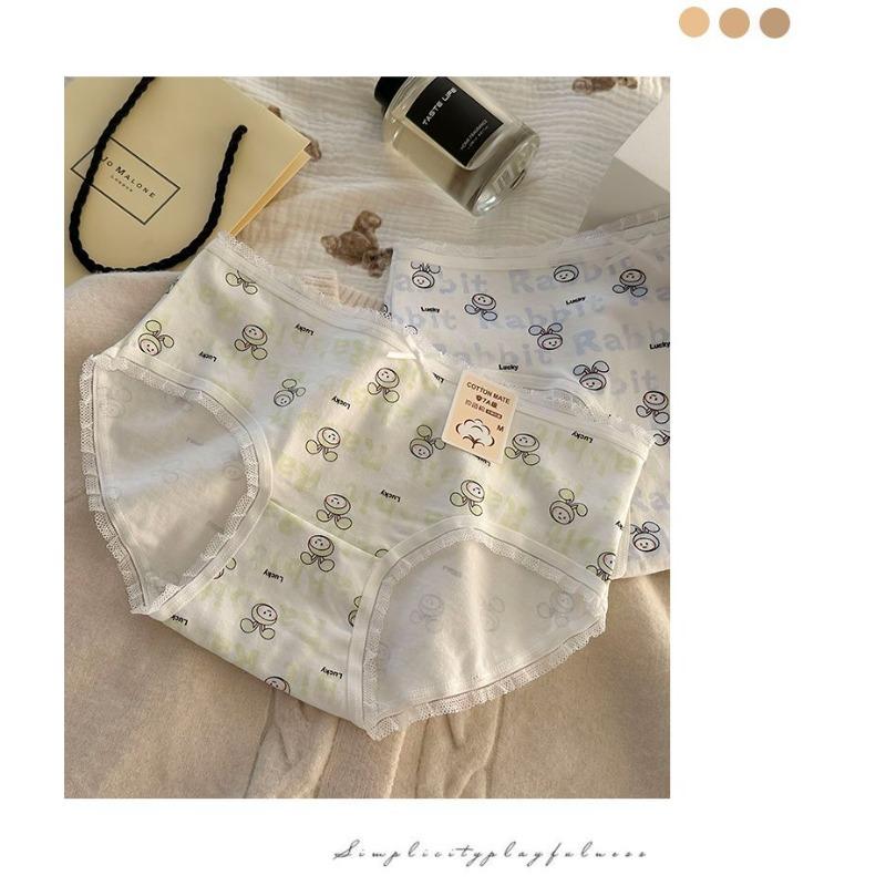 Antibacterial and Breathable Cartoon Printed Waist and Hip Student Triangle Women's Panties