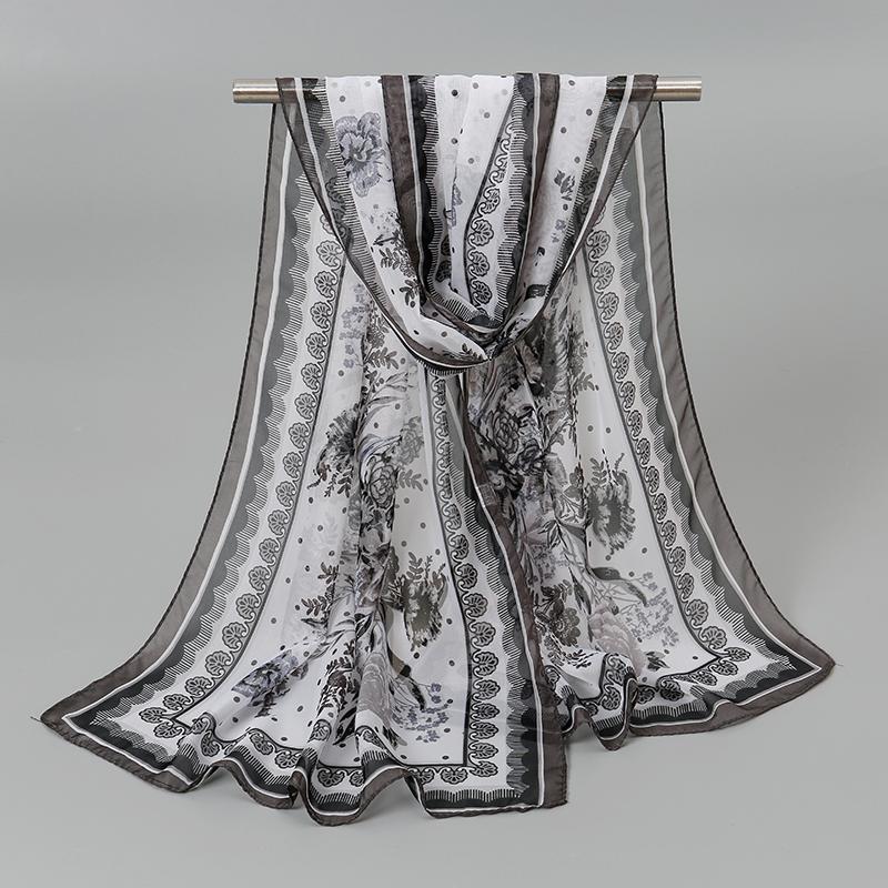 Fashion Women Printed Beach Scarf Bohemia Flower Summer Hijab Shawls And Wraps Female Foulard Sunscreen Sun Protection Shawls