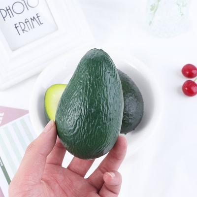 Lightweight Plastic Fake Fruit Pranks Supplies Lifelike Party Ornaments Table Decoration Artificial Avocado Photography Props