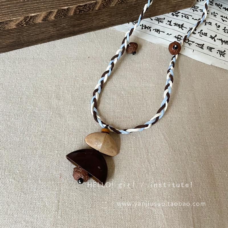 Zen ethnic style plant nut shell braided rope necklace women's new Chinese niche design sweater chain daily accessories