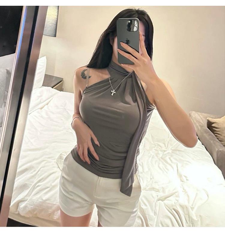 Korean Dongdaemun Slim-Fit Off-Shoulder Pleated Halter Top for Women