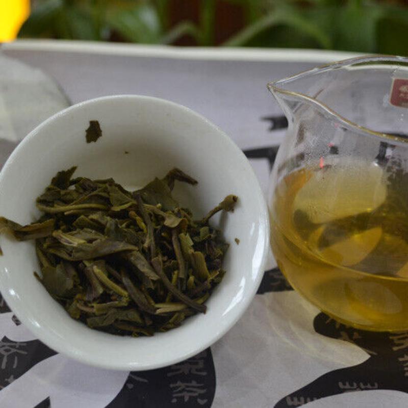 Menghai Chun Xiao * 2014 HAIWAN Old Товарищ Пуэр Чайный торт 357г Пуэр Сырой Пуэр — фото 8