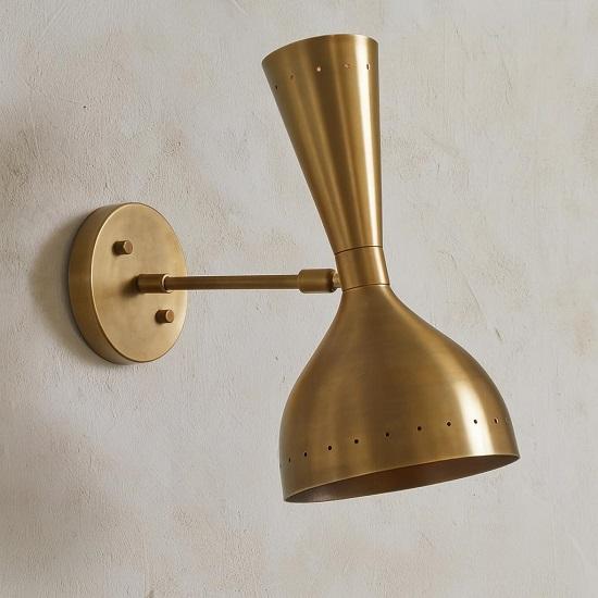 Ręcznie robiony kinkiet ścienny Diabolo w stylu Mid Century Modern, regulowany, z surowego mosiądzu, styl Stilnovo, lampka do czytania przy łóżku