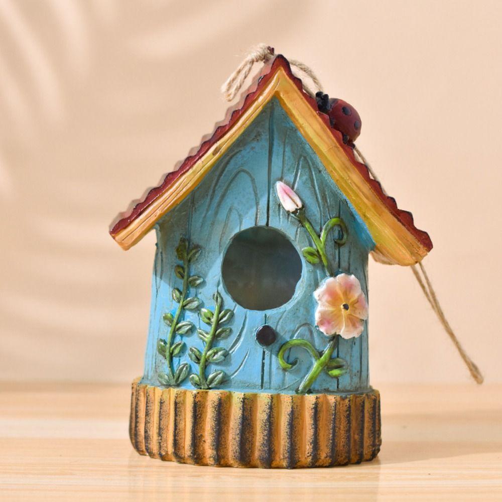 

Изделия из смолы Миниатюрные домики для птиц Мультяшный скворечник Клетка Ландшафтный дизайн Подвесное гнездо для птиц Двор синий