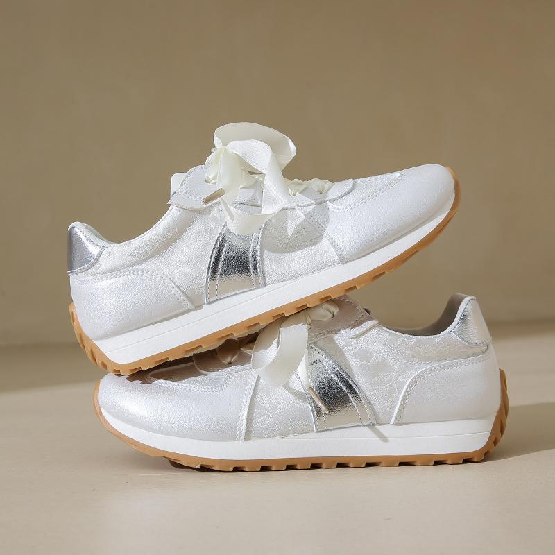 

Women s shoes 2025 spring and summer sports single shoes German training shoes breathable casual lightweight board shoes ins student versatile shoes 35