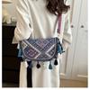 Ethno-Stil Ein-Schulter-Tasche Modische Kleine Quadratische Tasche Quaste Crossbody Kleine Tasche