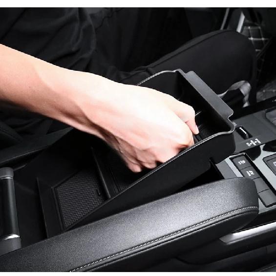 Pro Toyota Highlander XU70 2020 2021 2022 2023 2024 Autostředová loketní opěrka Úložný box Nádoba Držák Vkládací přihrádka