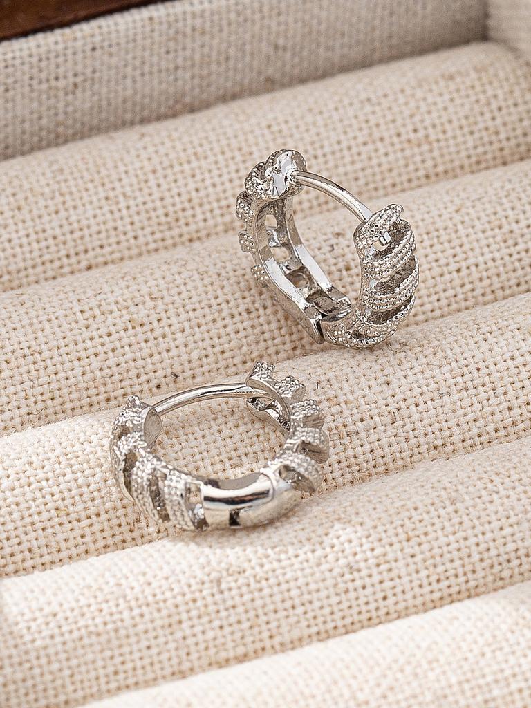 Geometric hollow design frosted texture ear buckle simple trend classic earrings