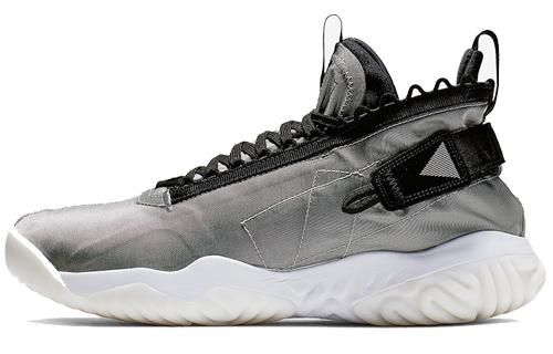 Jordan Proto React Metallic Silver 42
