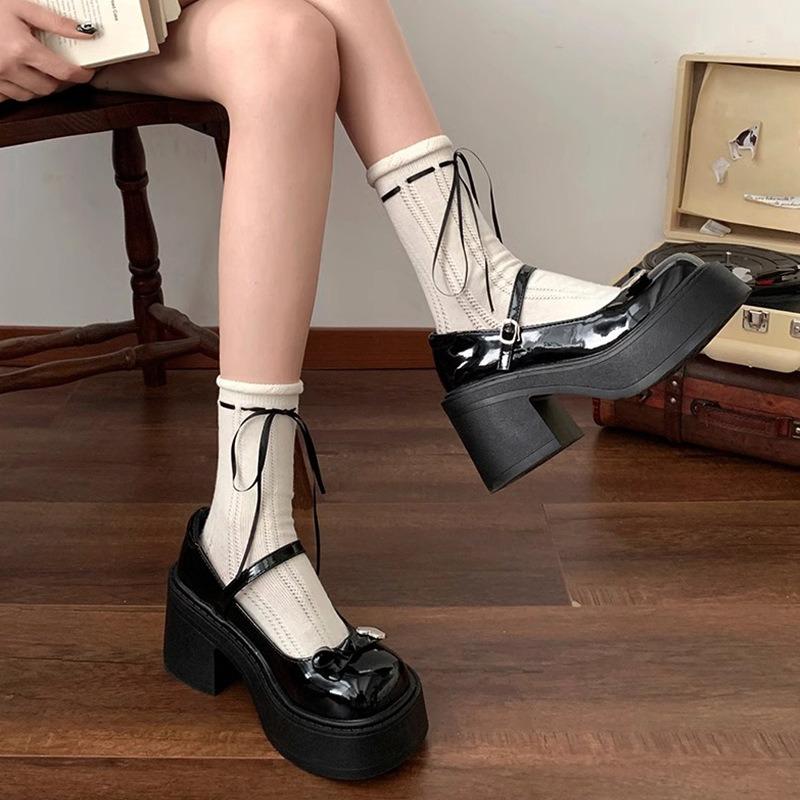 Black thick heel women's new summer skirt single shoes retro shallow mouth Mary Jane single shoes