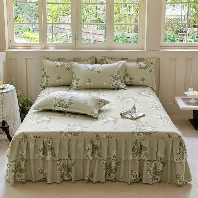 Comfortable, Relaxing, Breathable, Skin-friendly Three-piece Set: One Bed Skirt + Two Pillowcases (without Pillow Core)