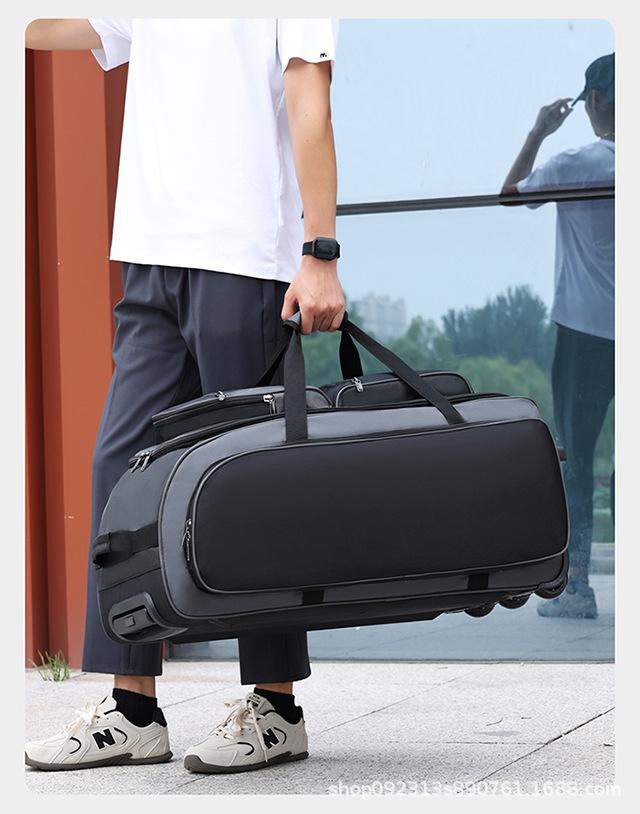 Bardzo duża torba podróżna na kółkach dla studentów i na długie wycieczki