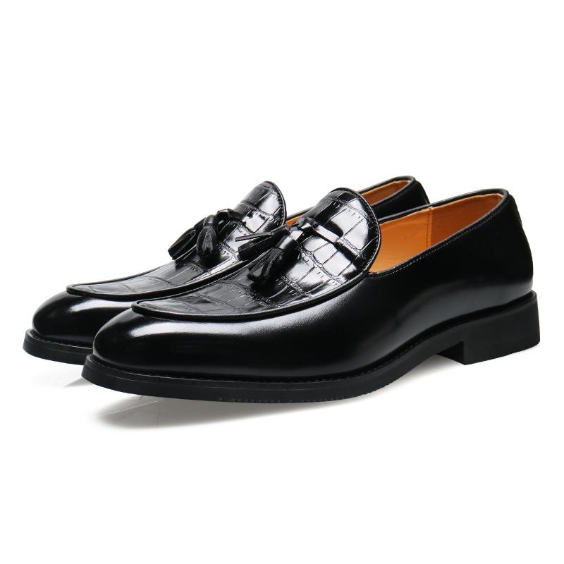 Fashion Men's Trendy Designer Tassels Loafers Mens Slip-on Casual Leather Shoes Men Party Wedding Outdoor Flats